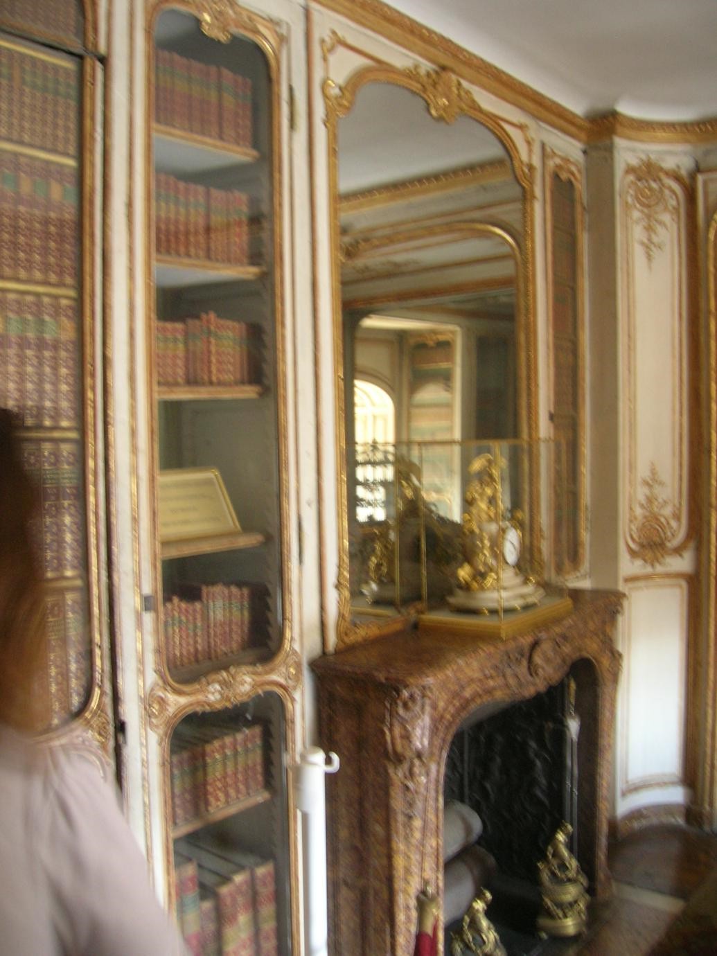 Appartamenti du Barry a Versailles (4)