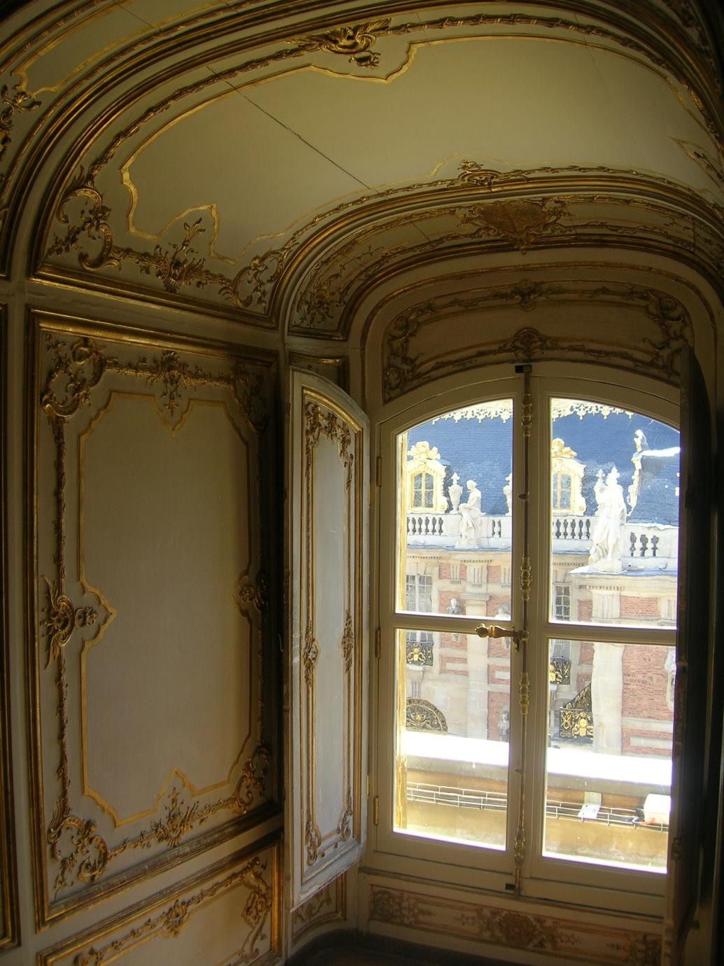 Appartamenti du Barry a Versailles (43)
