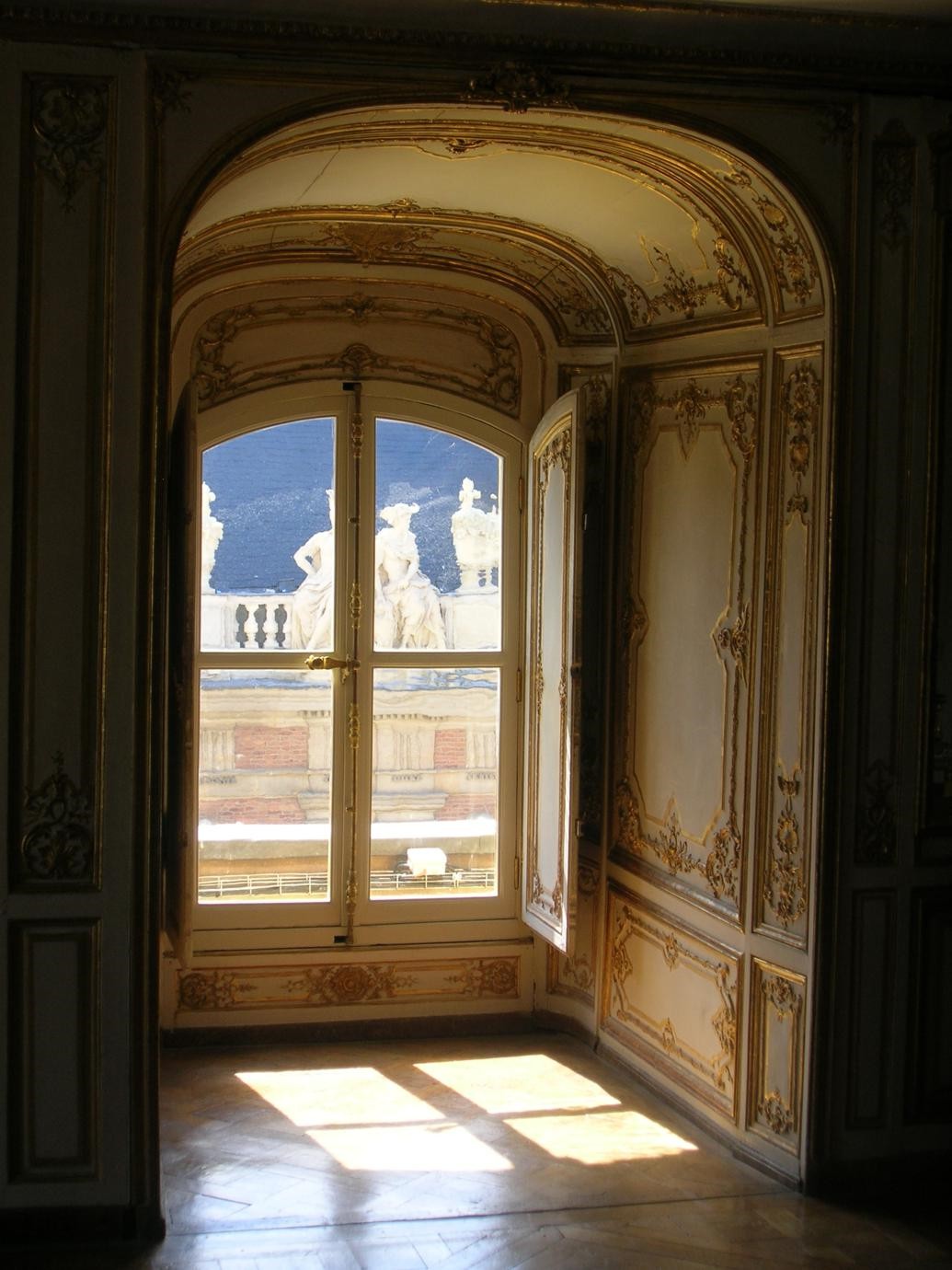 Appartamenti du Barry a Versailles (8)