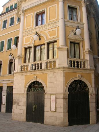 Il teatro Malibran