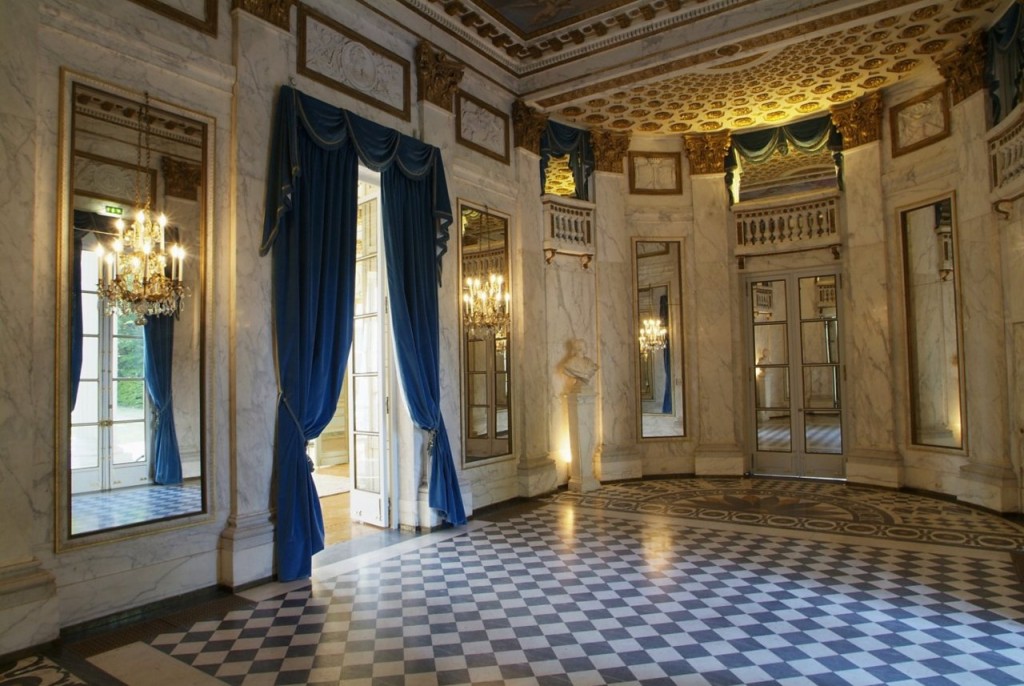 Interno del Padiglione della Musica  - Louviciennes