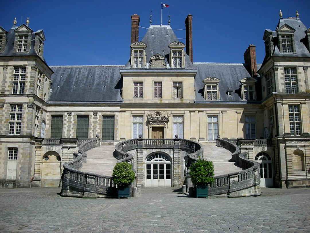 Scala di Fontainebleau, imitata a Courances